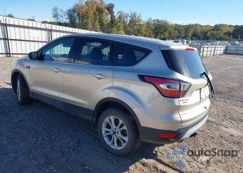 2017 Ford Escape Se z USA, uszkodzony, nr VIN 1FMCU9GD4HUC35760